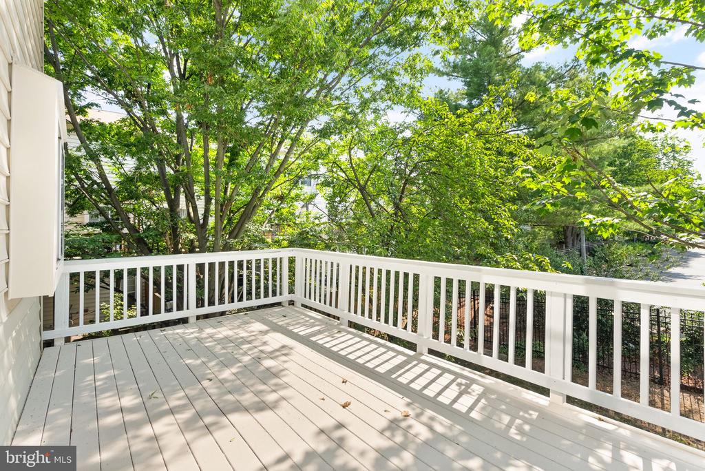 1195 CYPRESS TREE PL