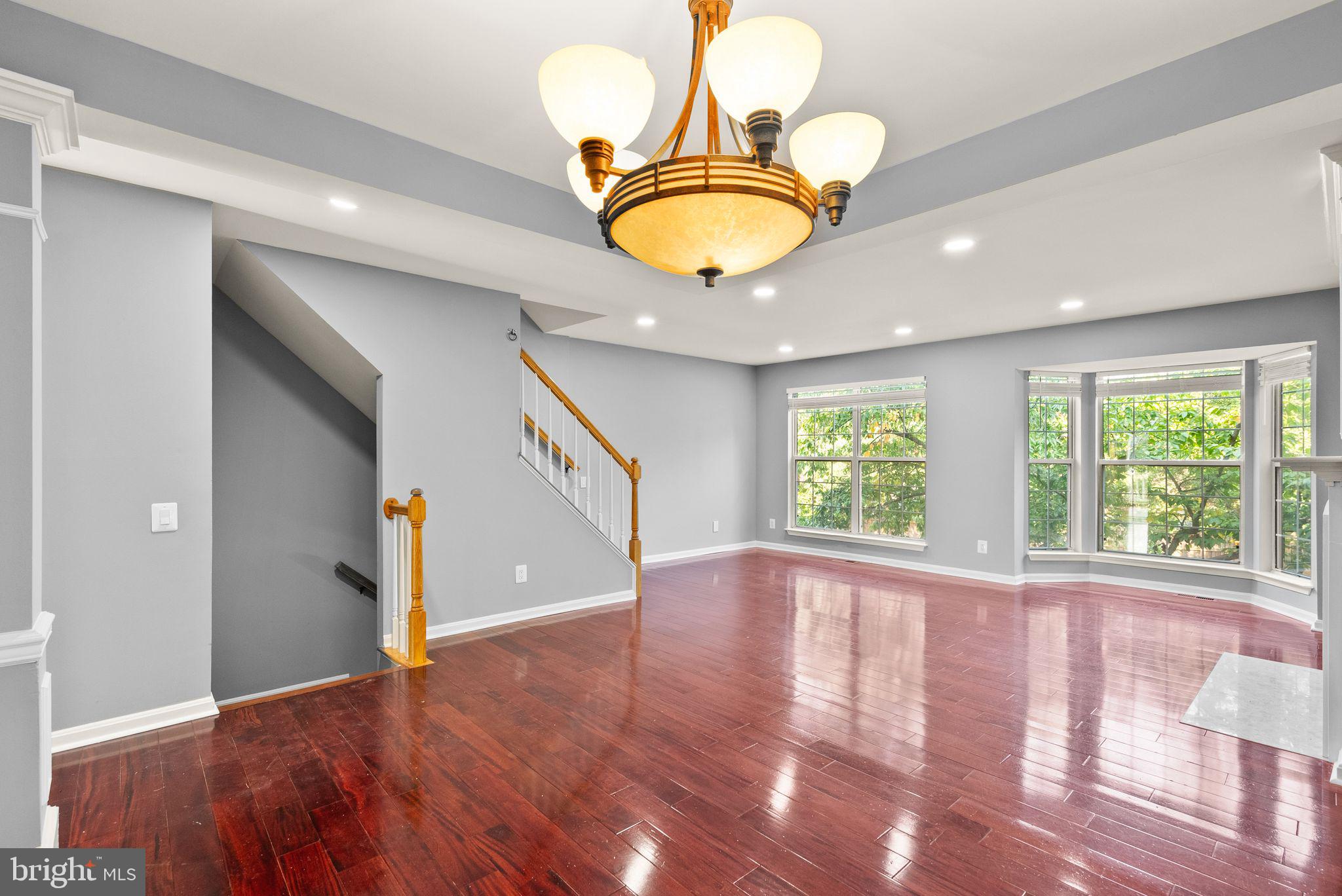 1195 CYPRESS TREE PL