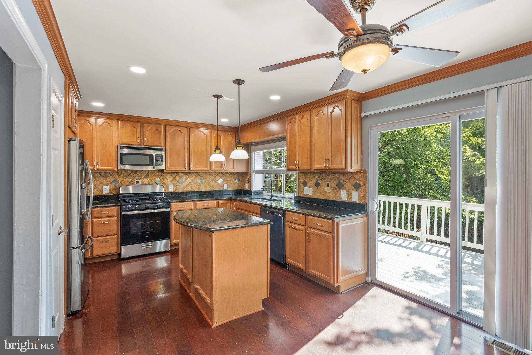 1195 CYPRESS TREE PL
