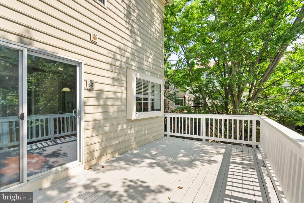 1195 CYPRESS TREE PL