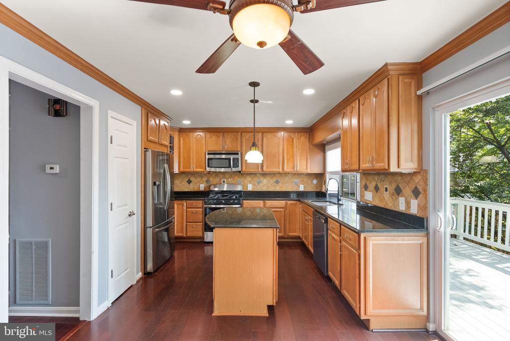 1195 CYPRESS TREE PL