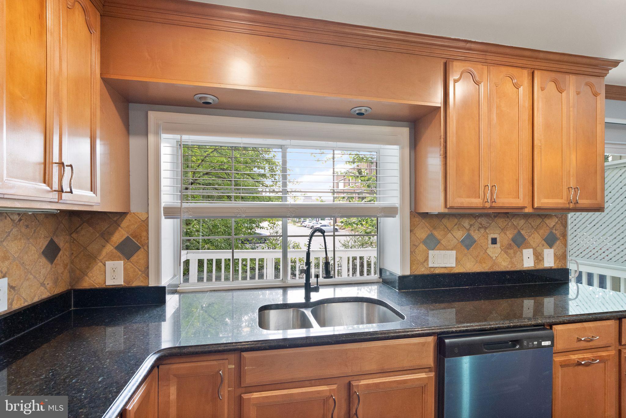 1195 CYPRESS TREE PL