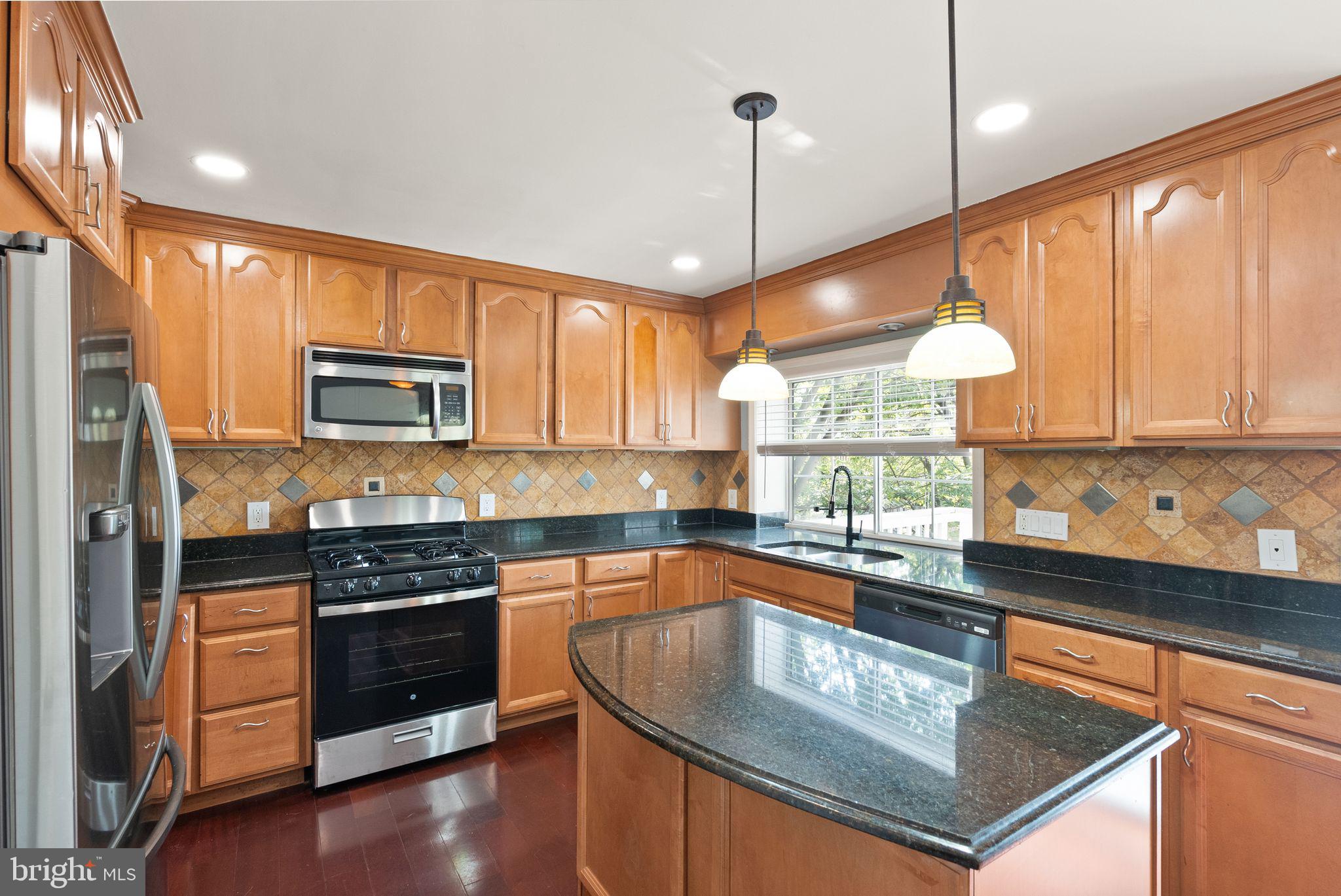 1195 CYPRESS TREE PL