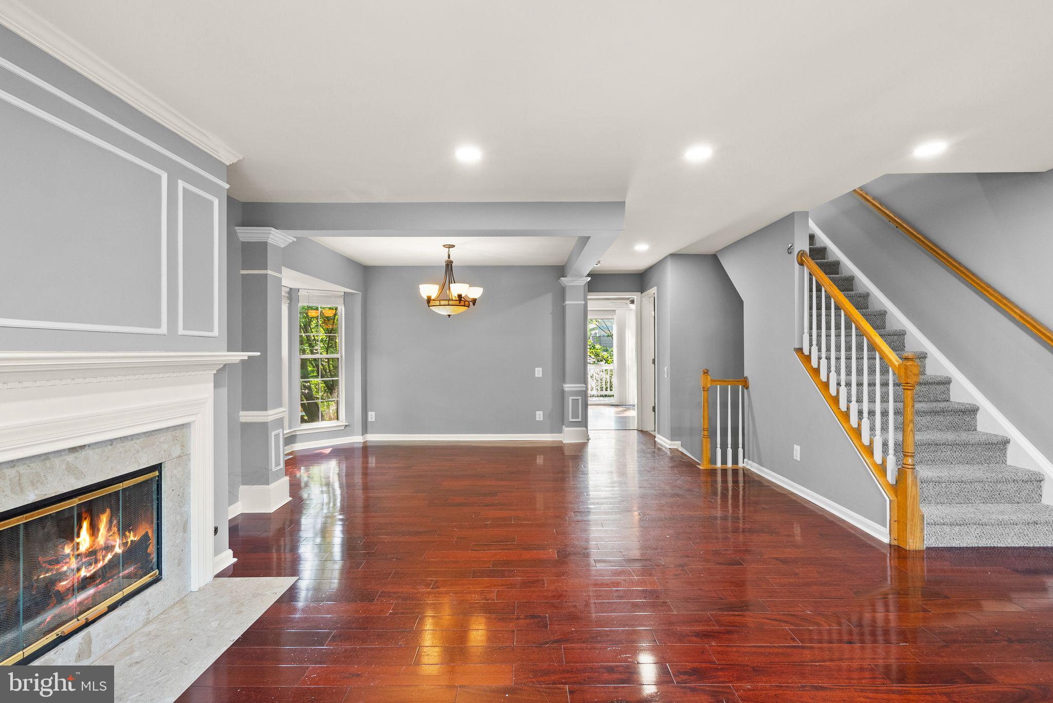 1195 CYPRESS TREE PL
