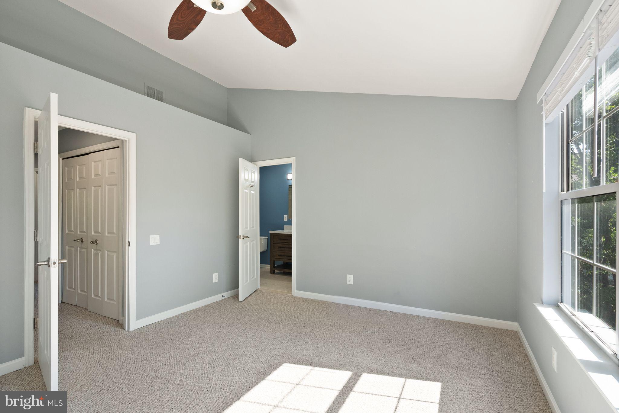 1195 CYPRESS TREE PL