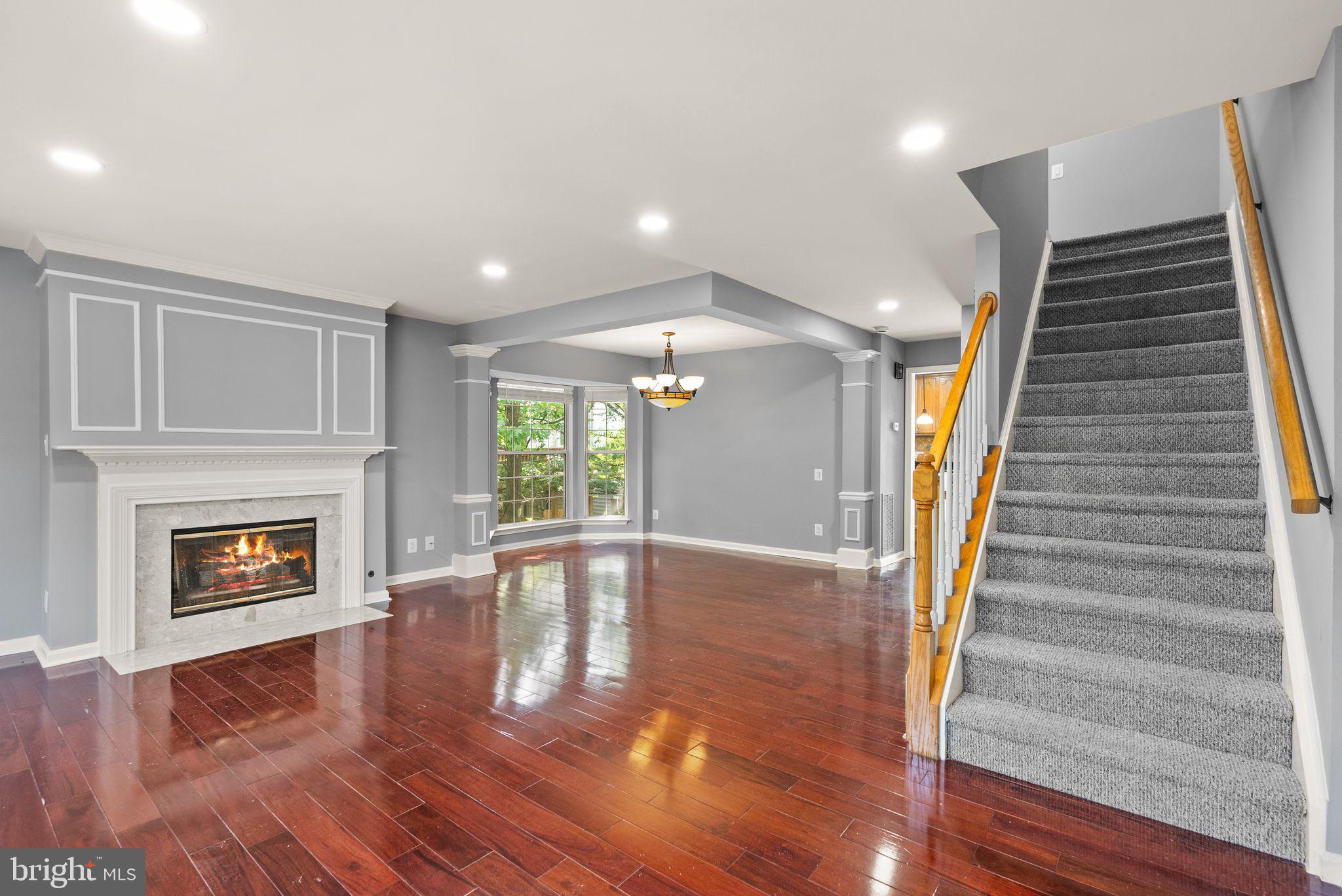 1195 CYPRESS TREE PL