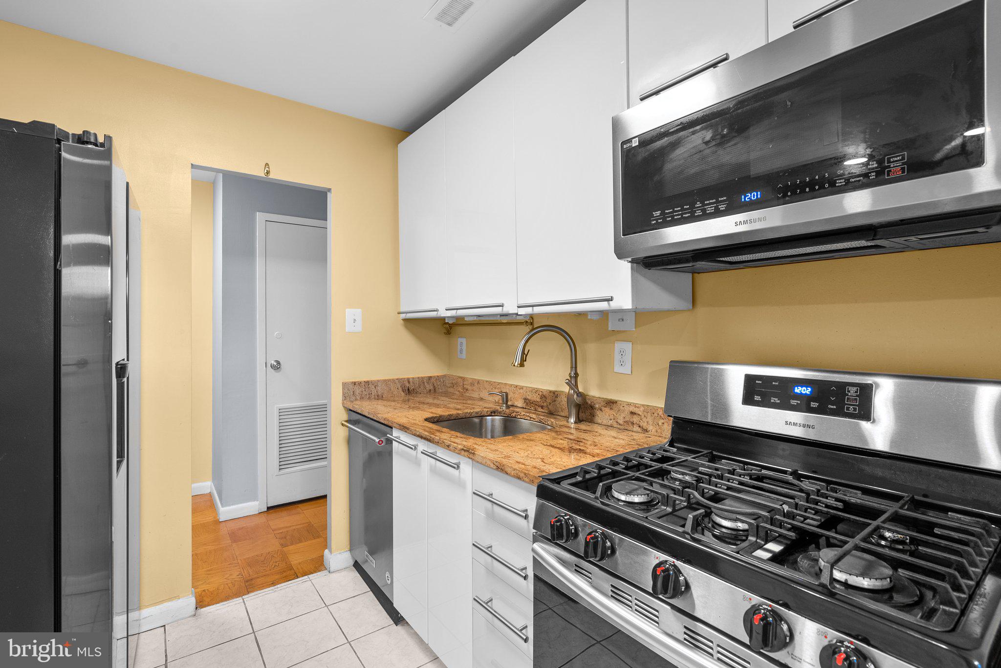 6001 Arlington Blvd #319