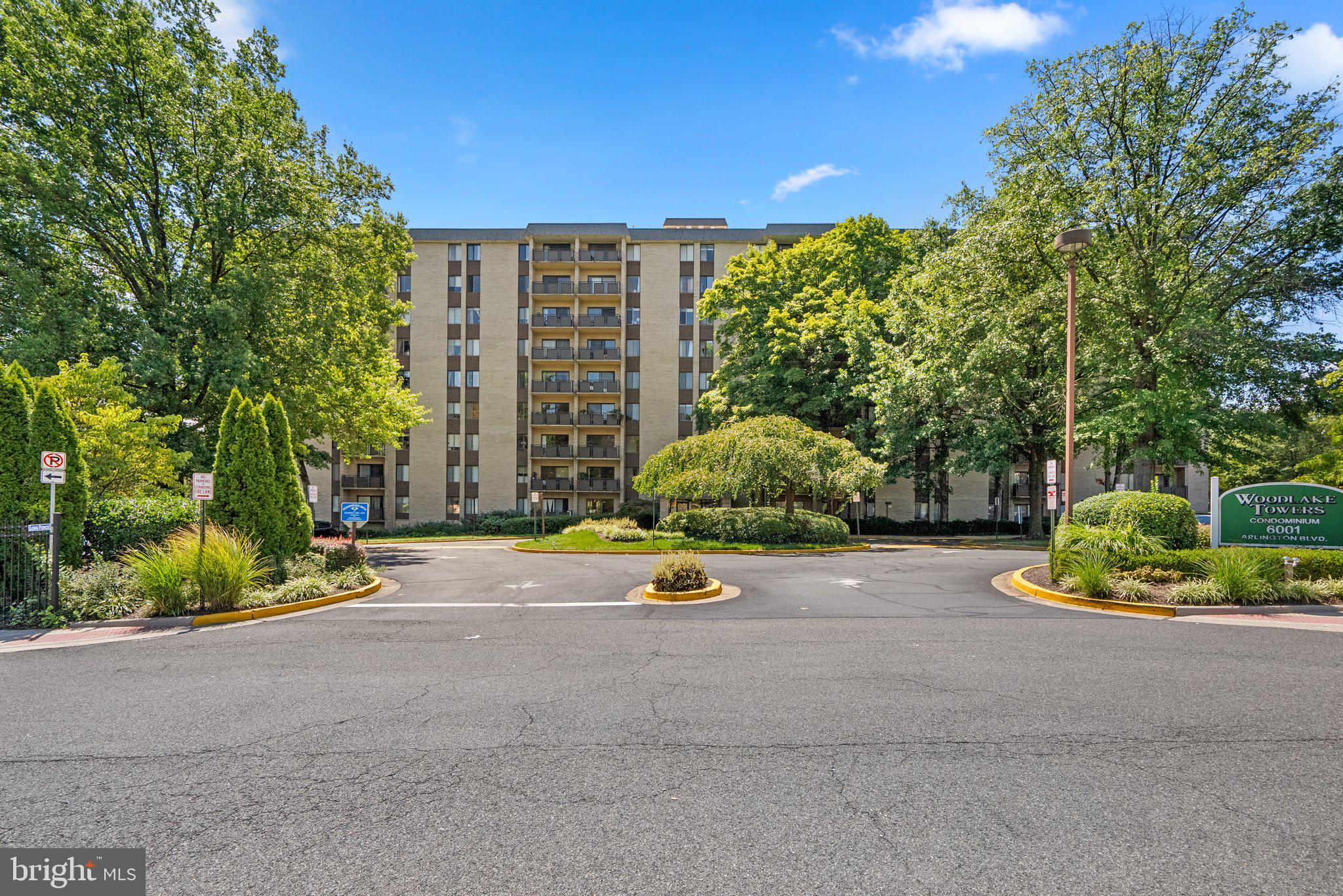 6001 Arlington Blvd #319