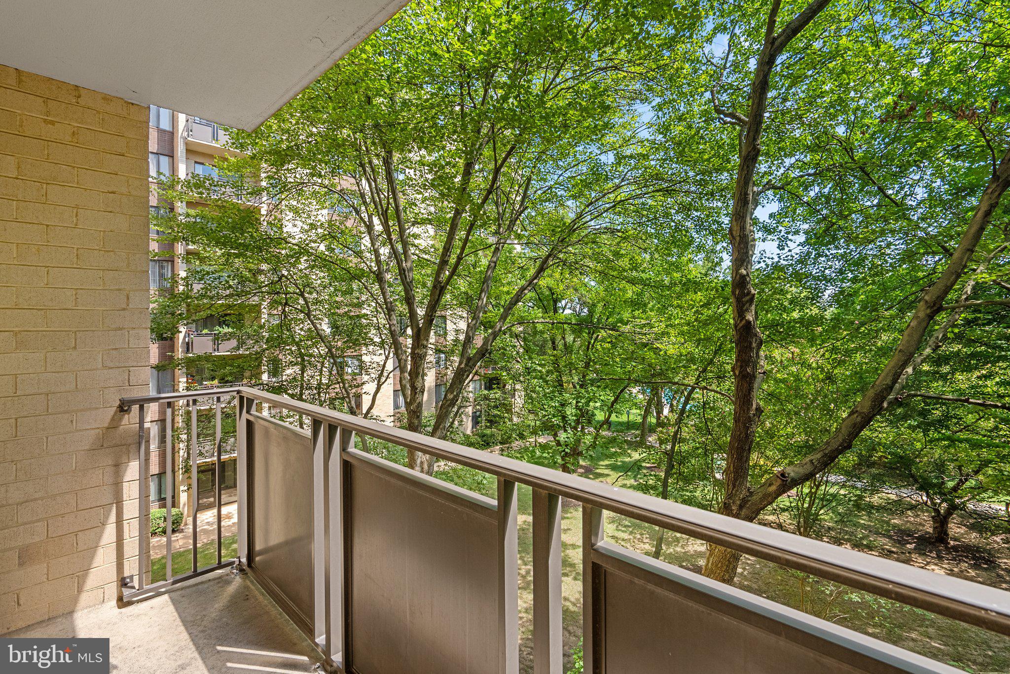 6001 Arlington Blvd #319