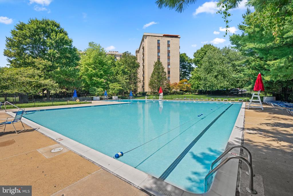 6001 Arlington Blvd #319