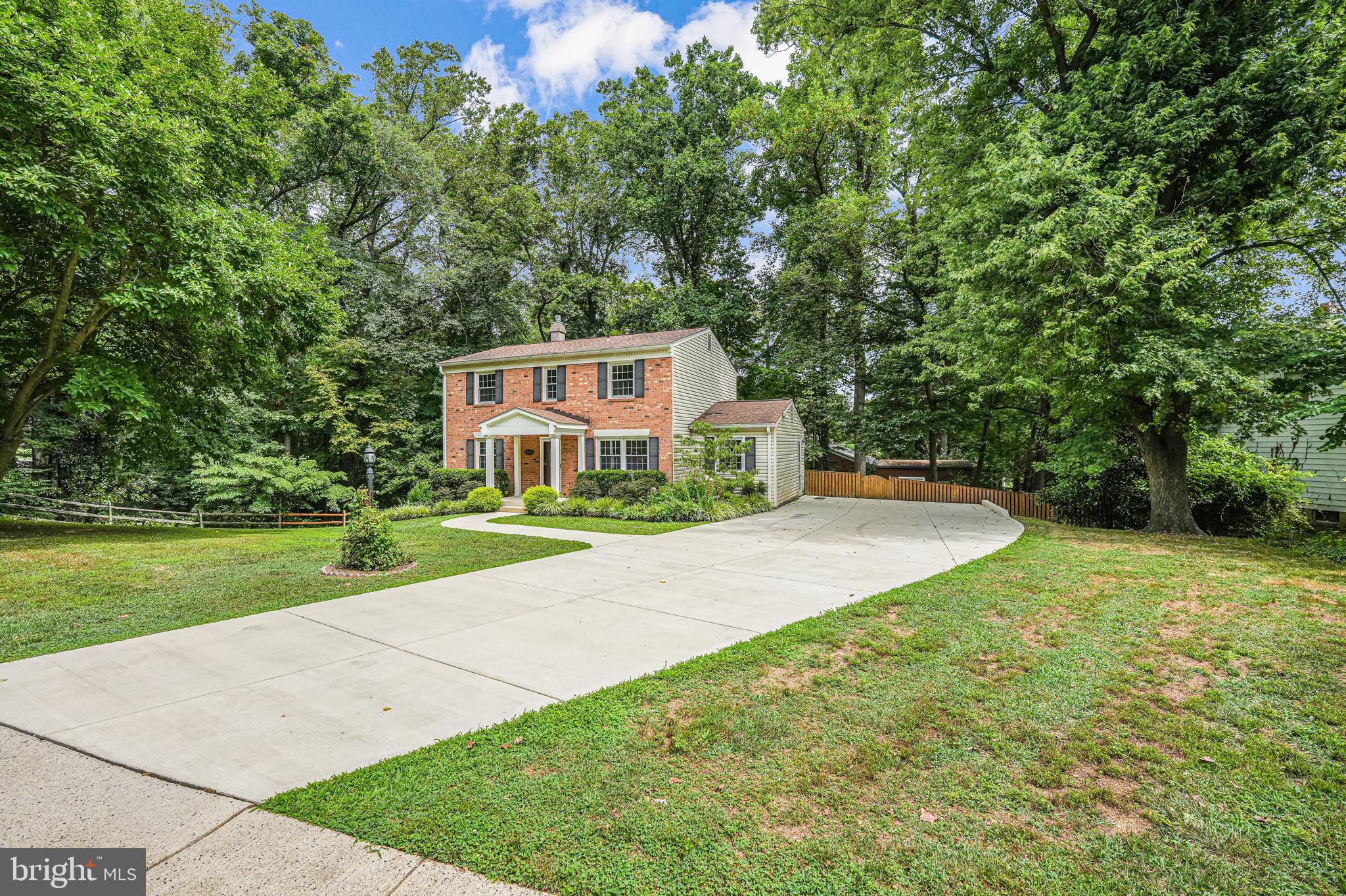 7604 Maydan Ln
