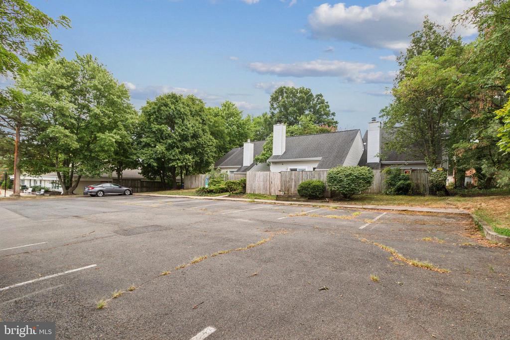 813 Locust St #2