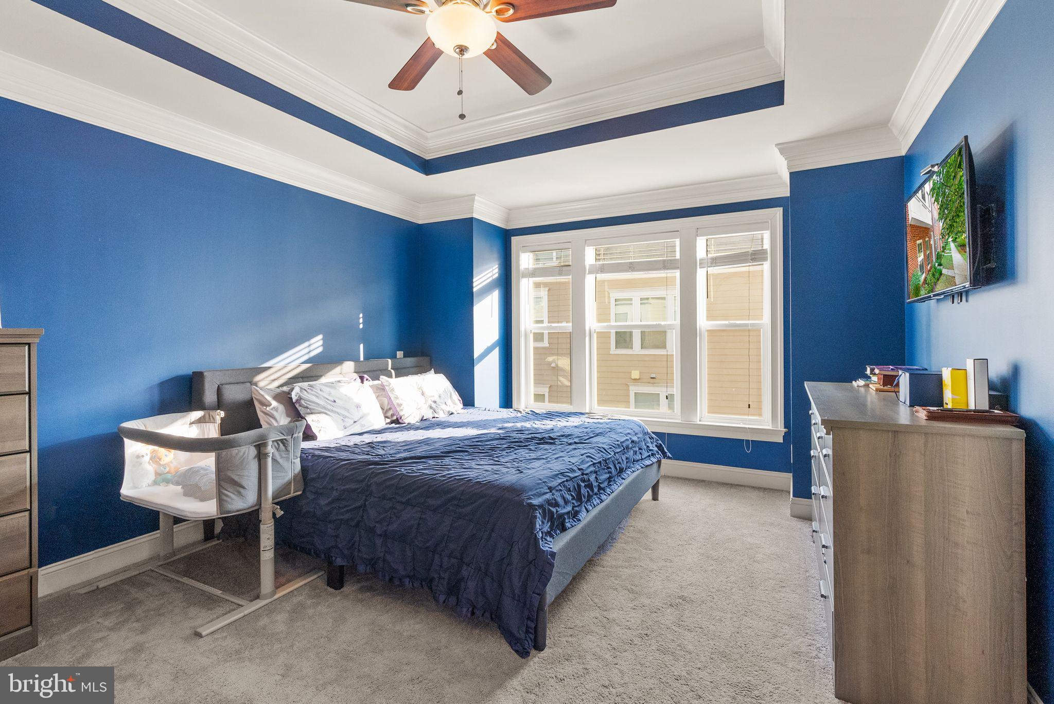 9473 Canonbury Sq