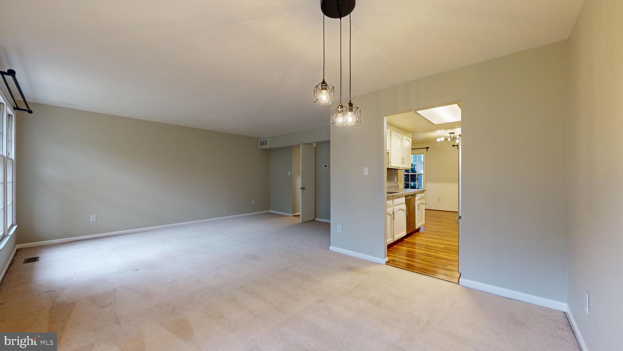 6903 Lafayette Park Dr