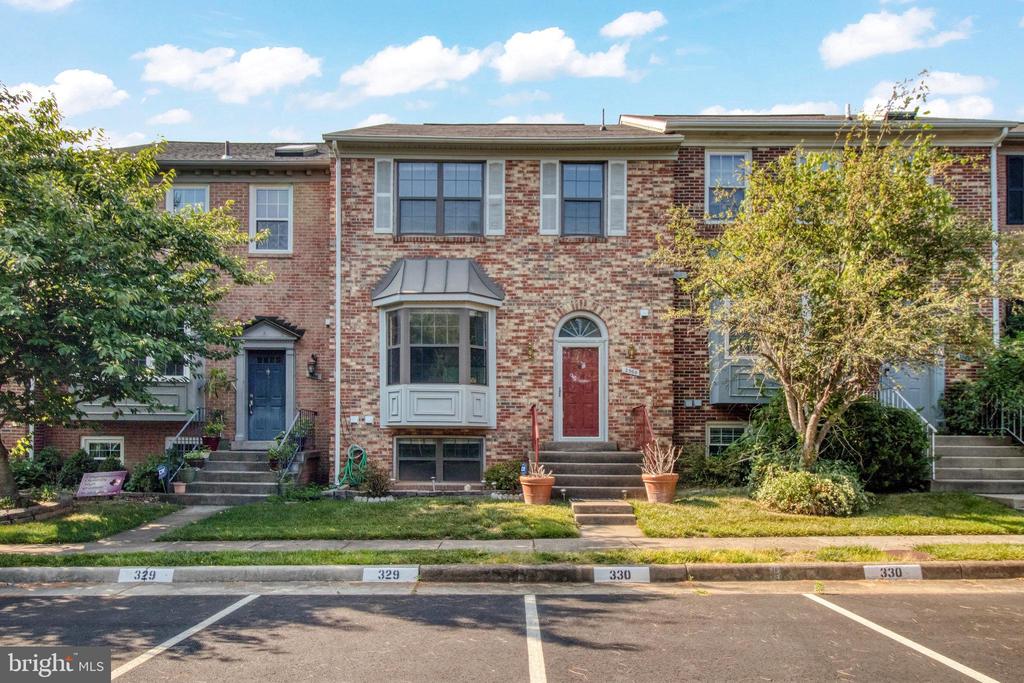 3964 ROSEBAY CT