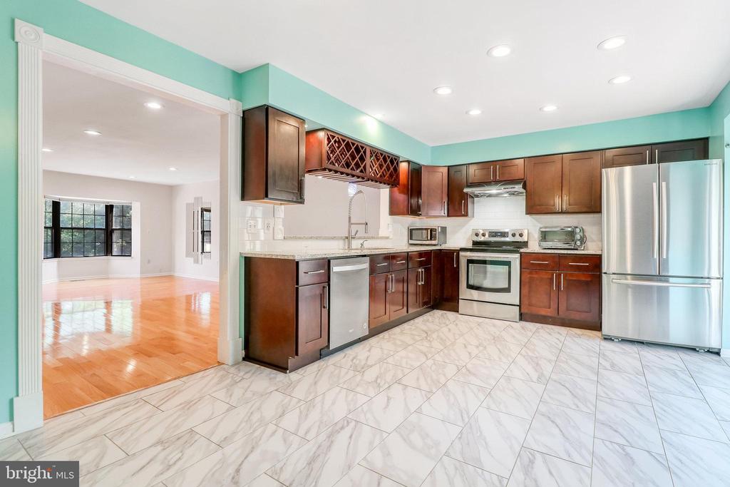 3964 ROSEBAY CT