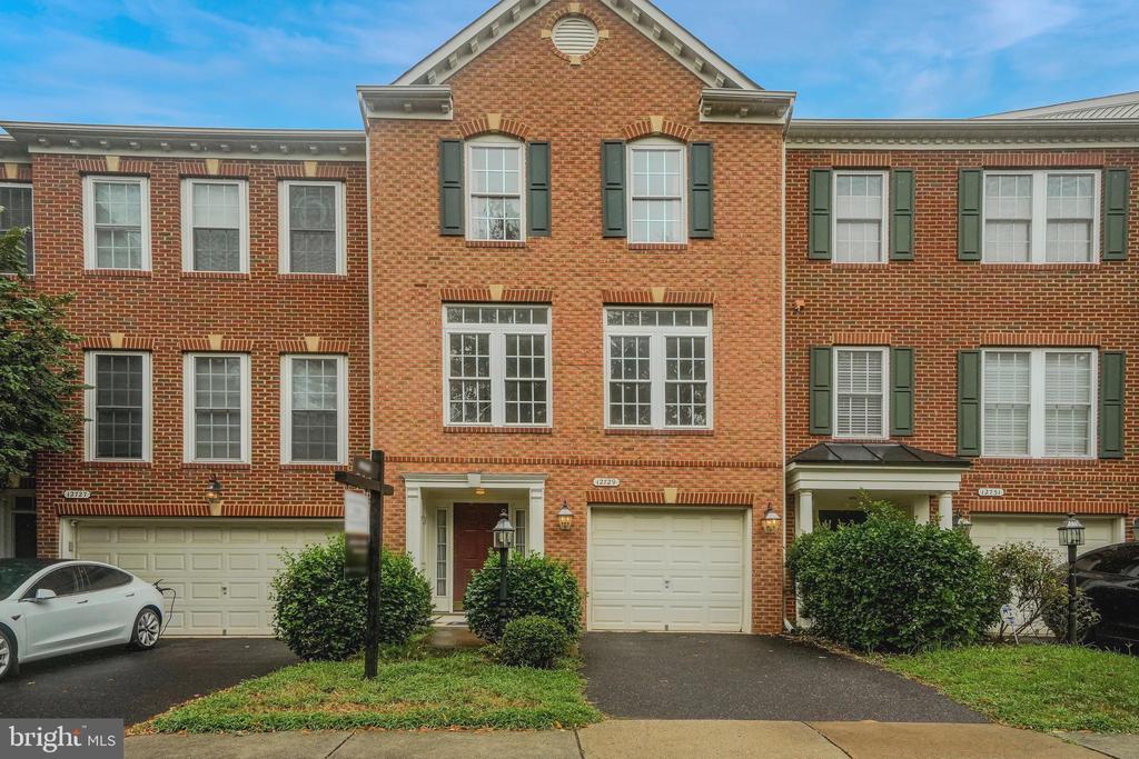 12729 Heron Ridge Dr