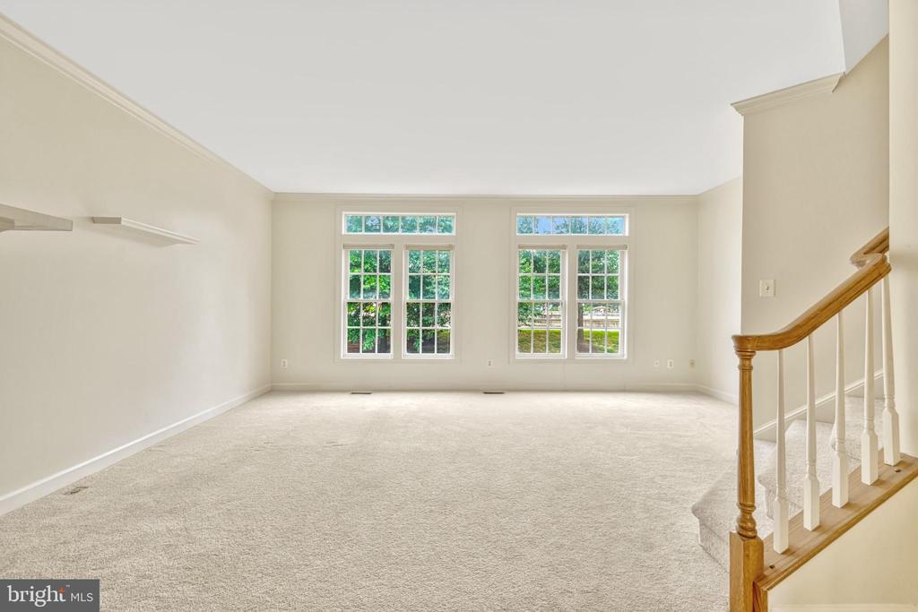 12729 Heron Ridge Dr