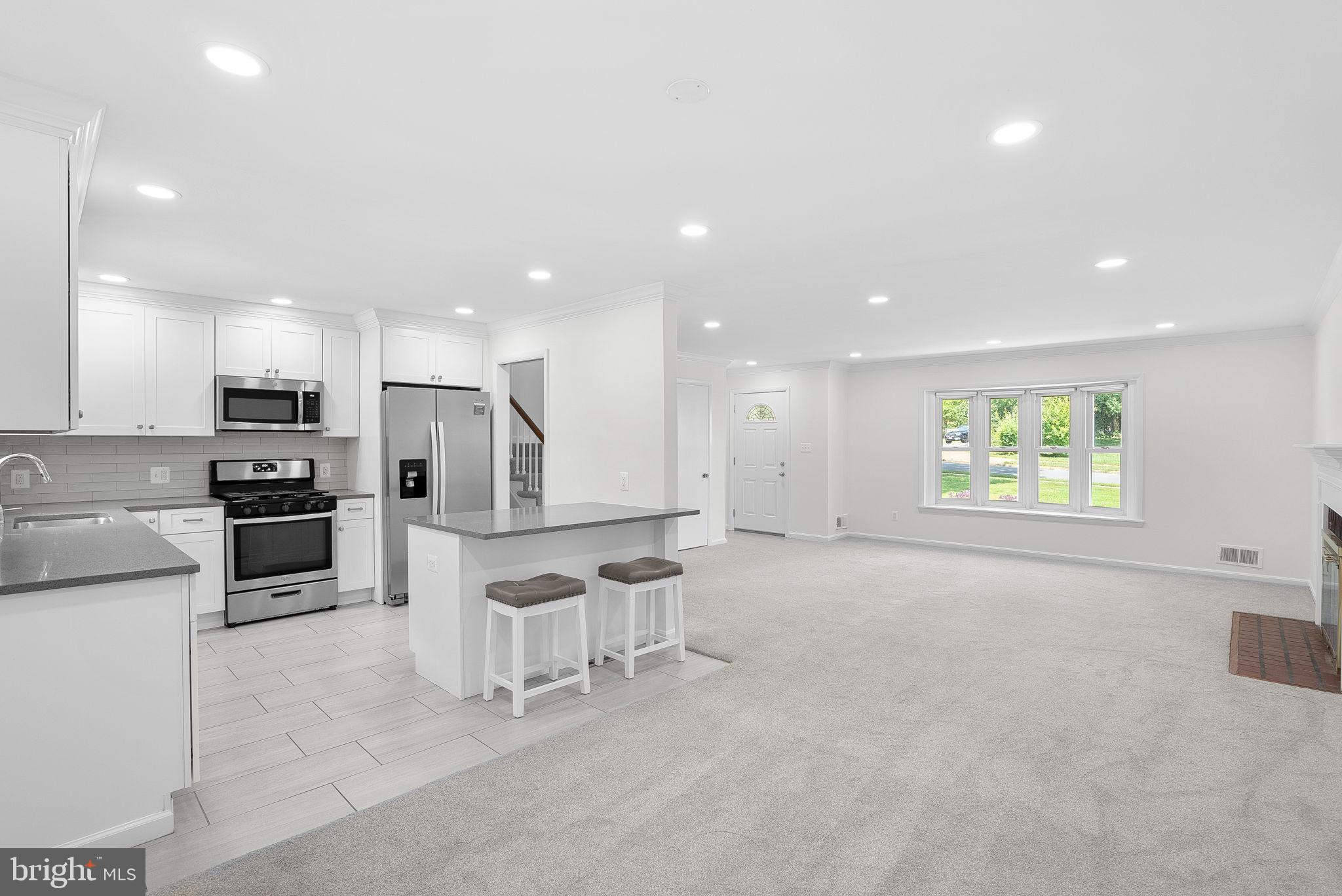 7103 ENTERPRISE AVE