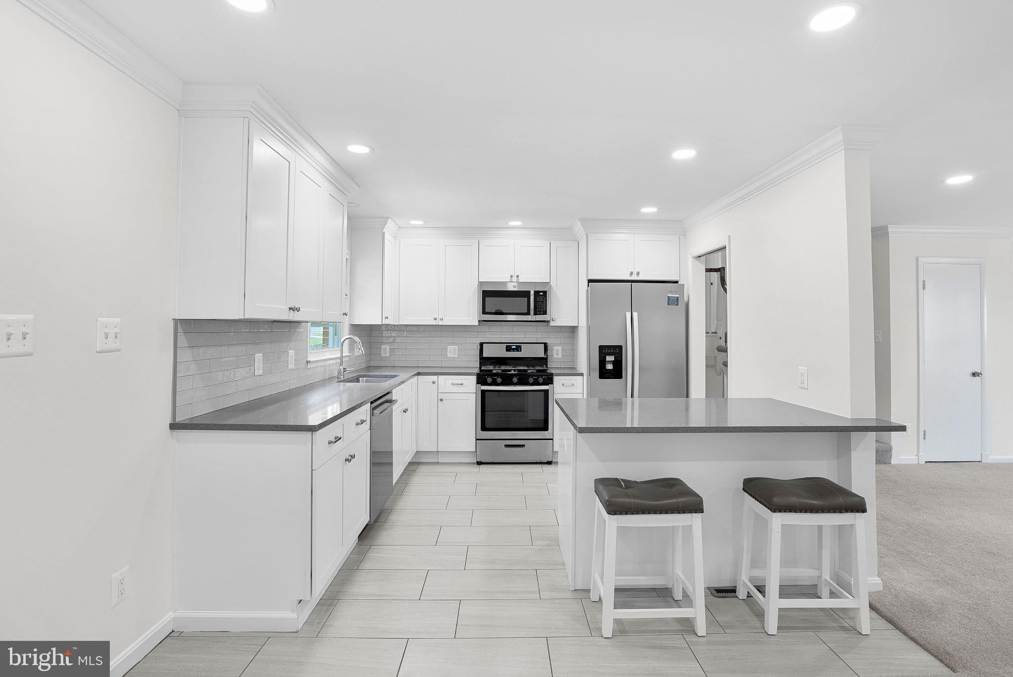 7103 ENTERPRISE AVE