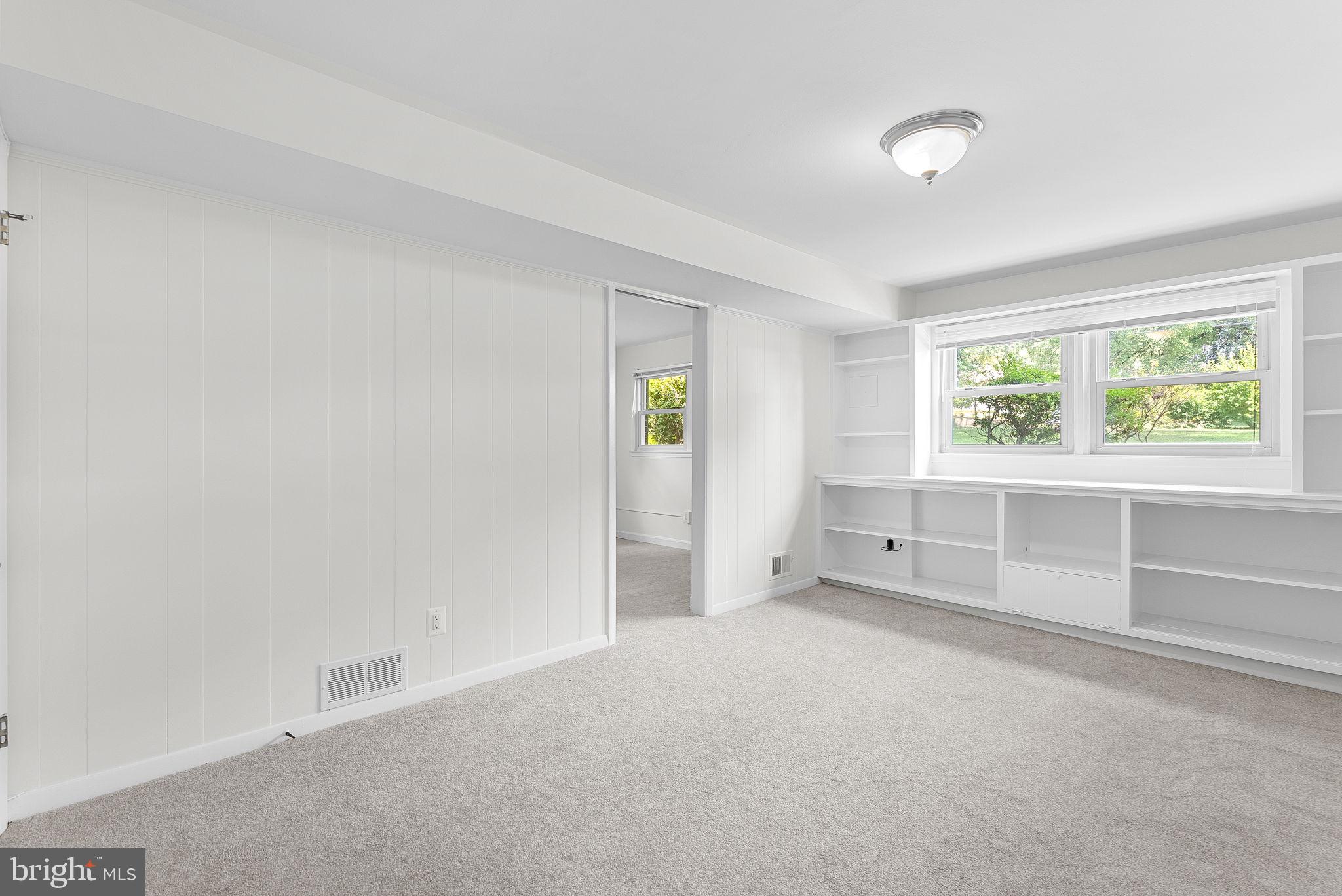 7103 ENTERPRISE AVE