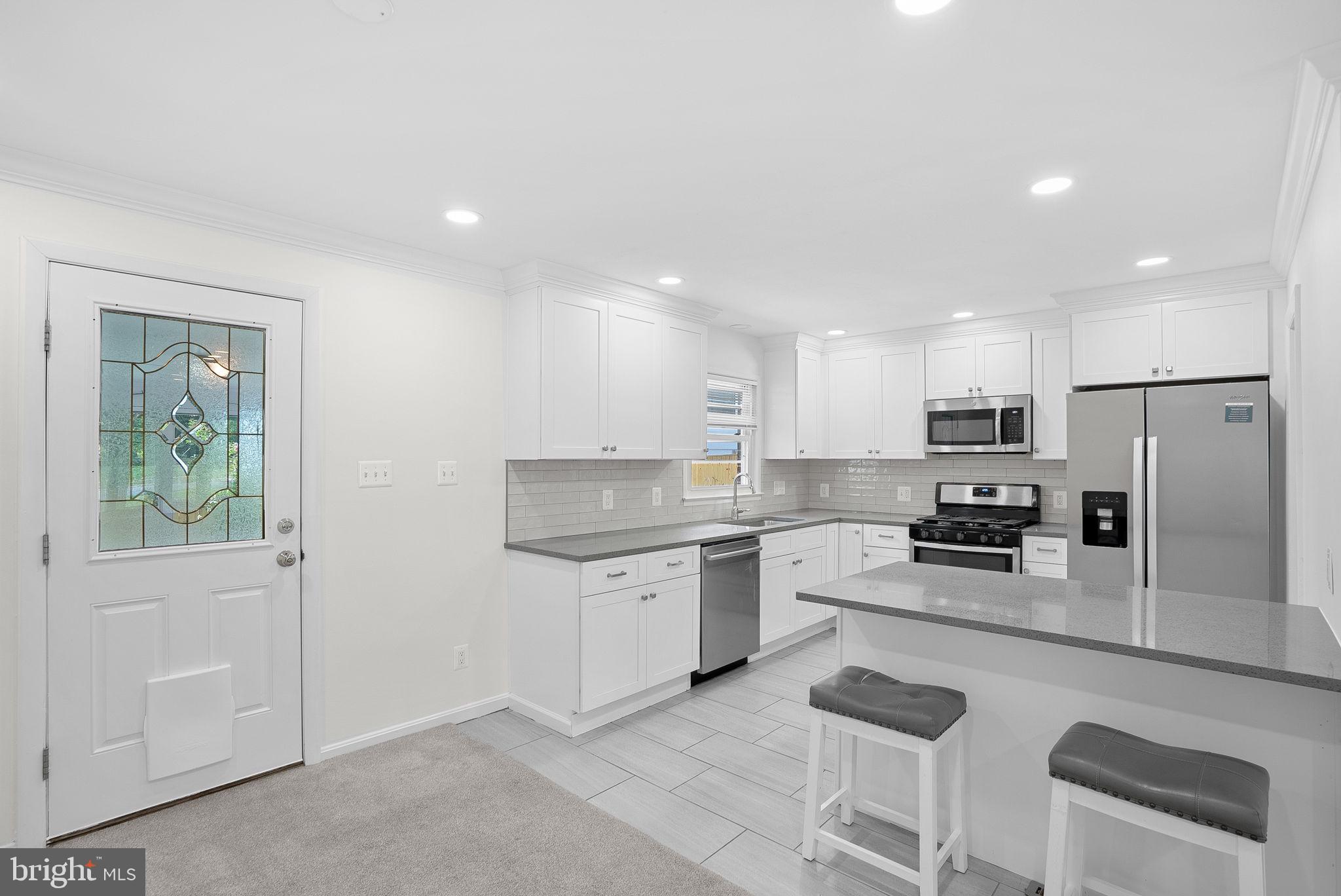 7103 ENTERPRISE AVE