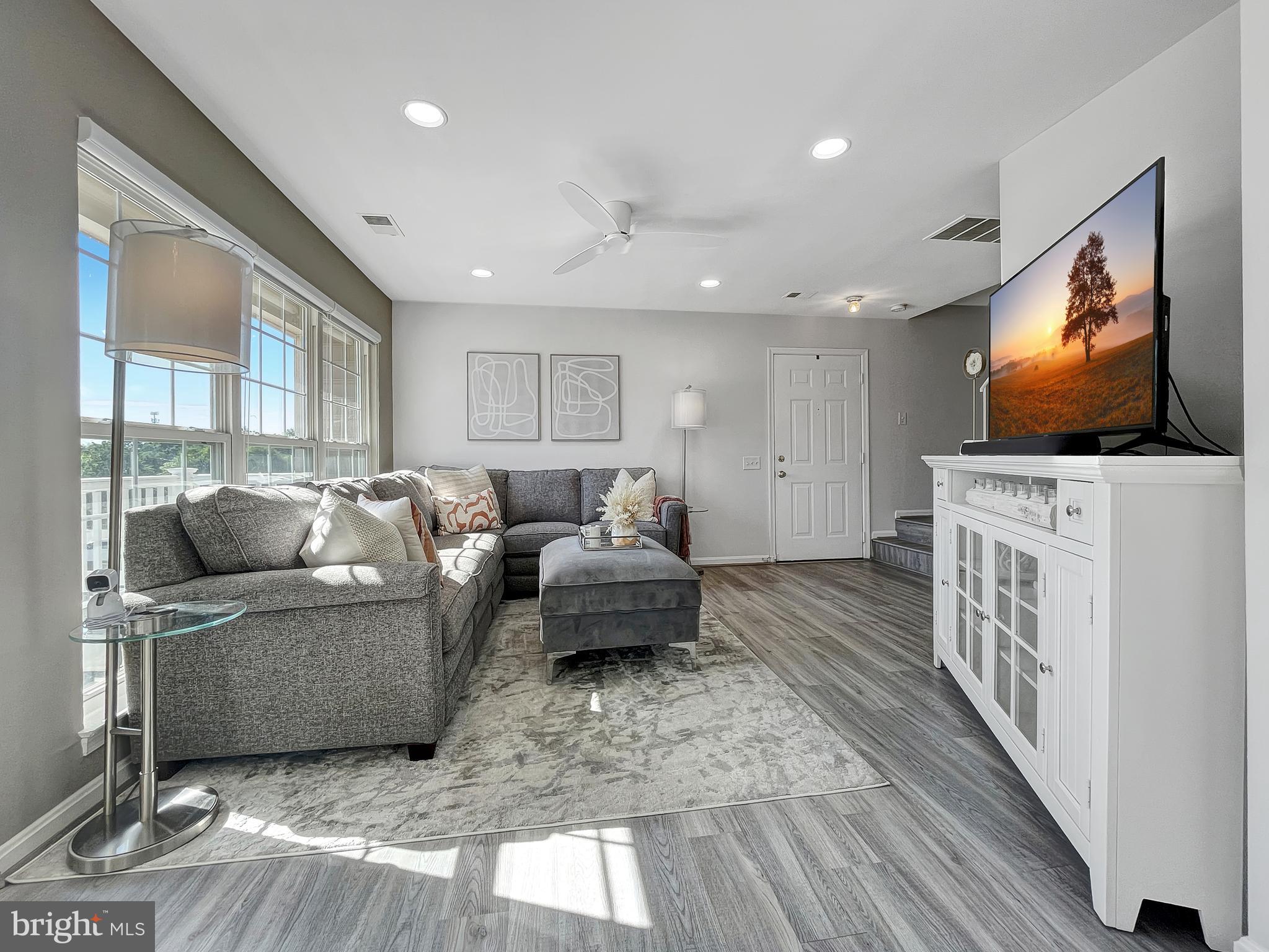 9286-C Cardinal Forest Ln #301