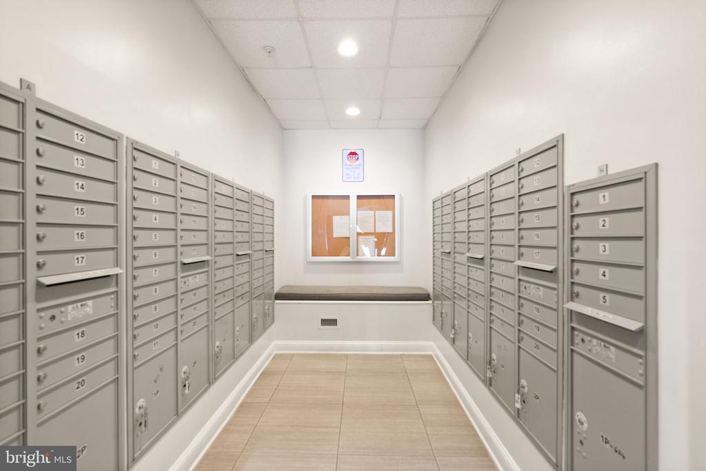 6301 Edsall Rd #619