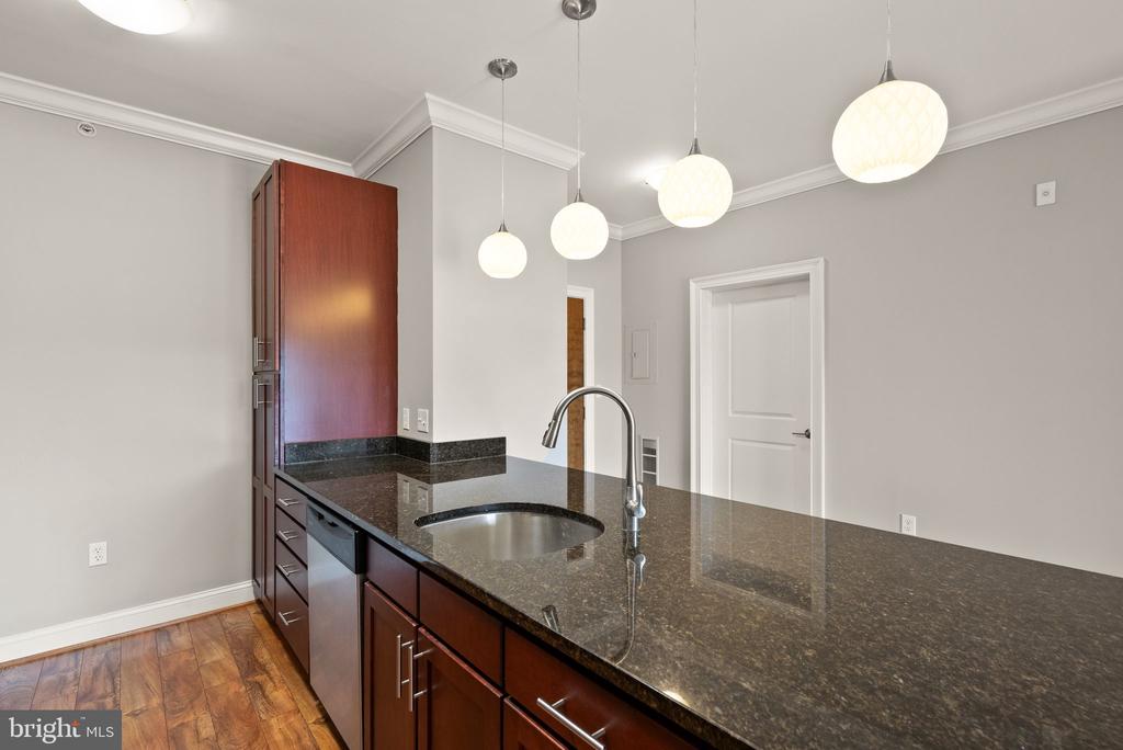 6301 Edsall Rd #619