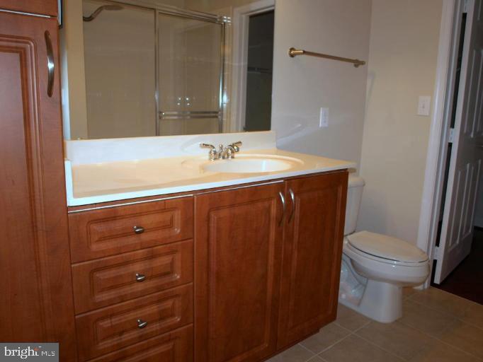12957 CENTRE PARK CIR #401