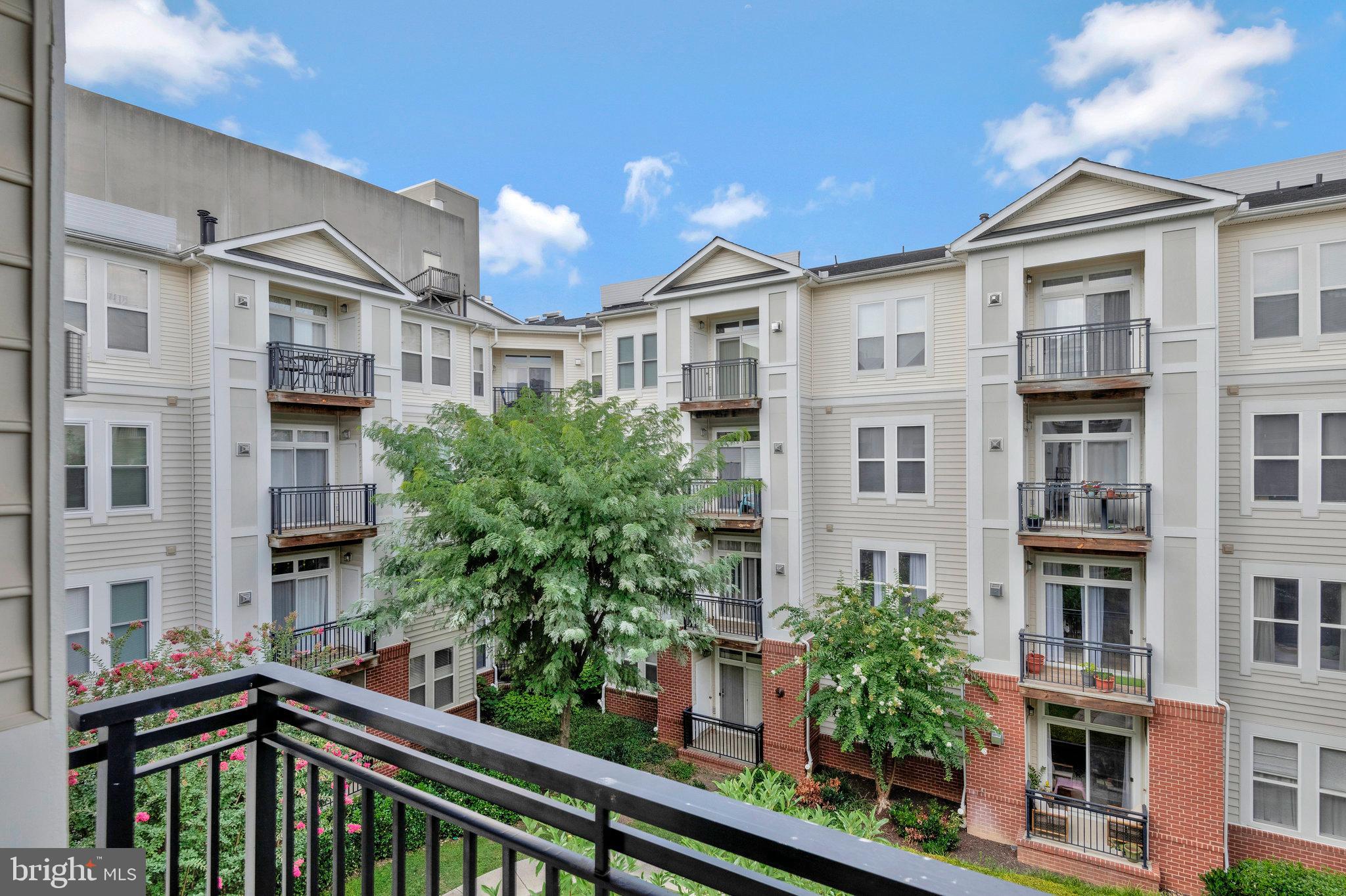 2665 Prosperity Ave #305