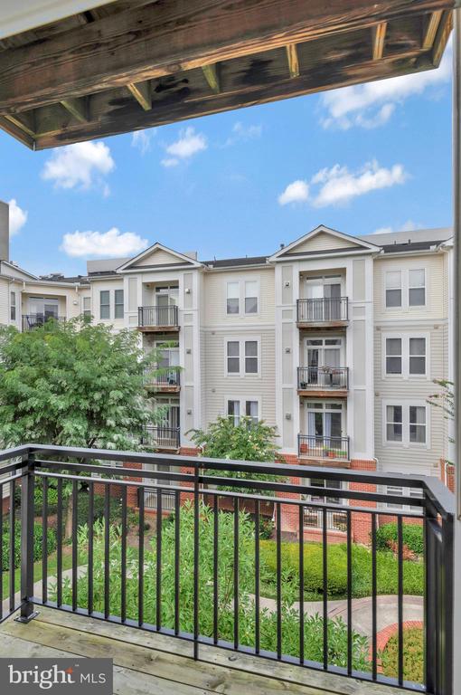 2665 Prosperity Ave #305
