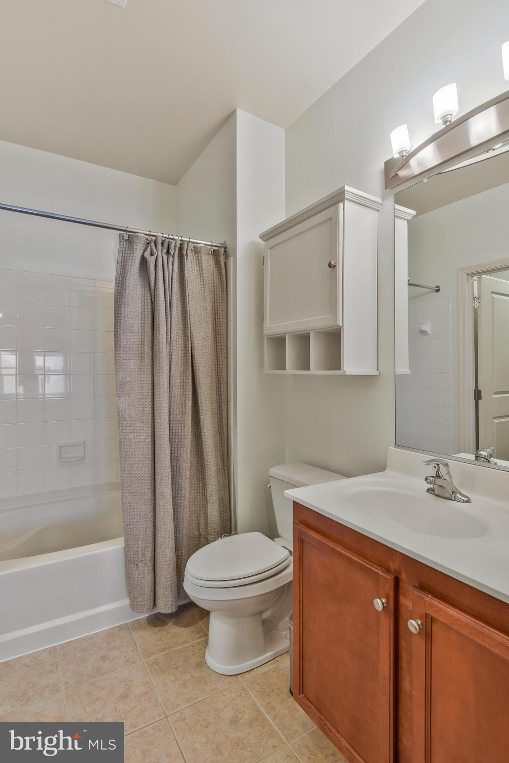 2665 Prosperity Ave #305