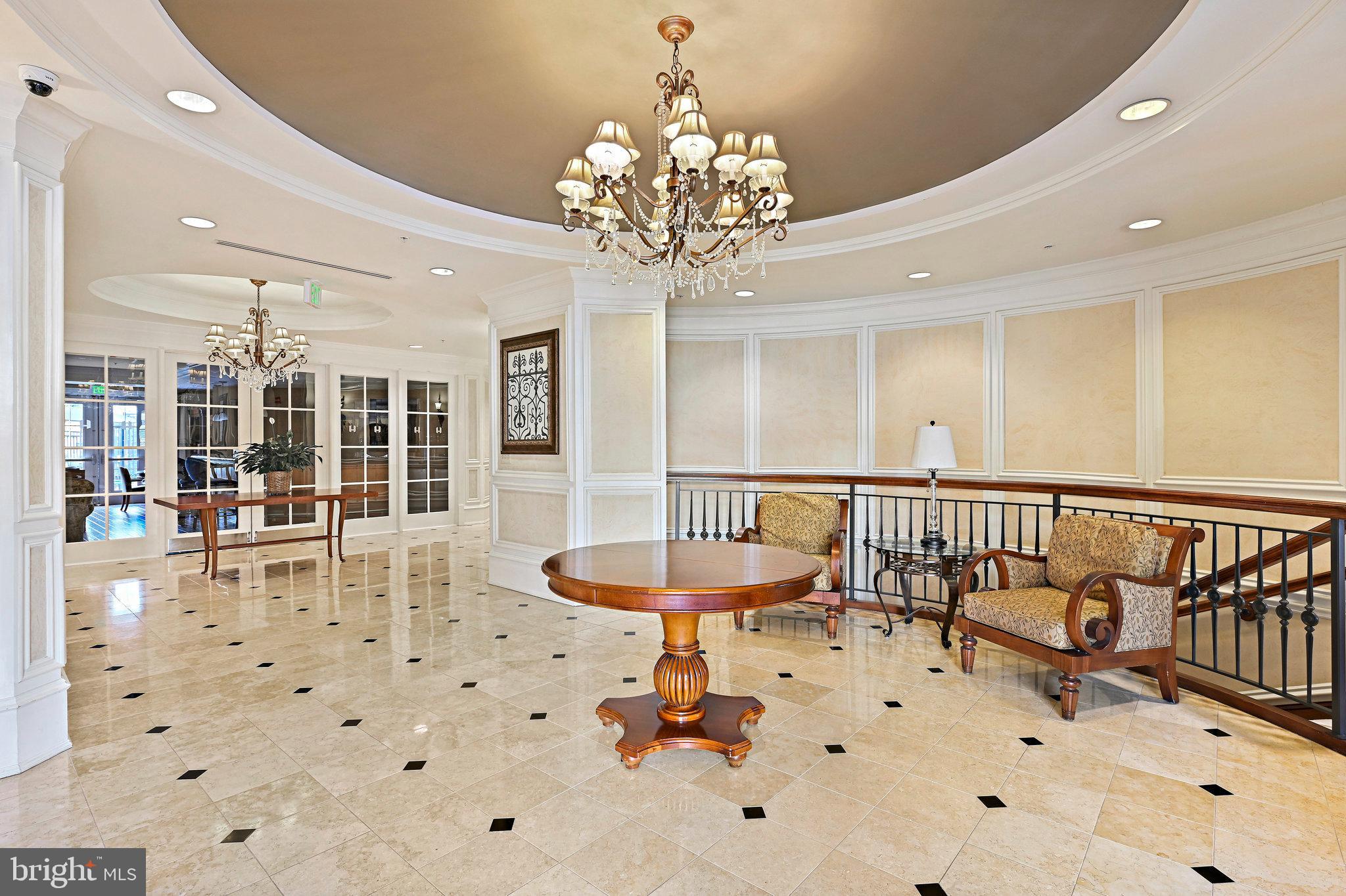 2665 Prosperity Ave #305