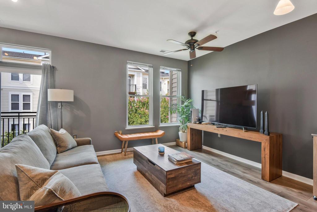 2665 Prosperity Ave #305