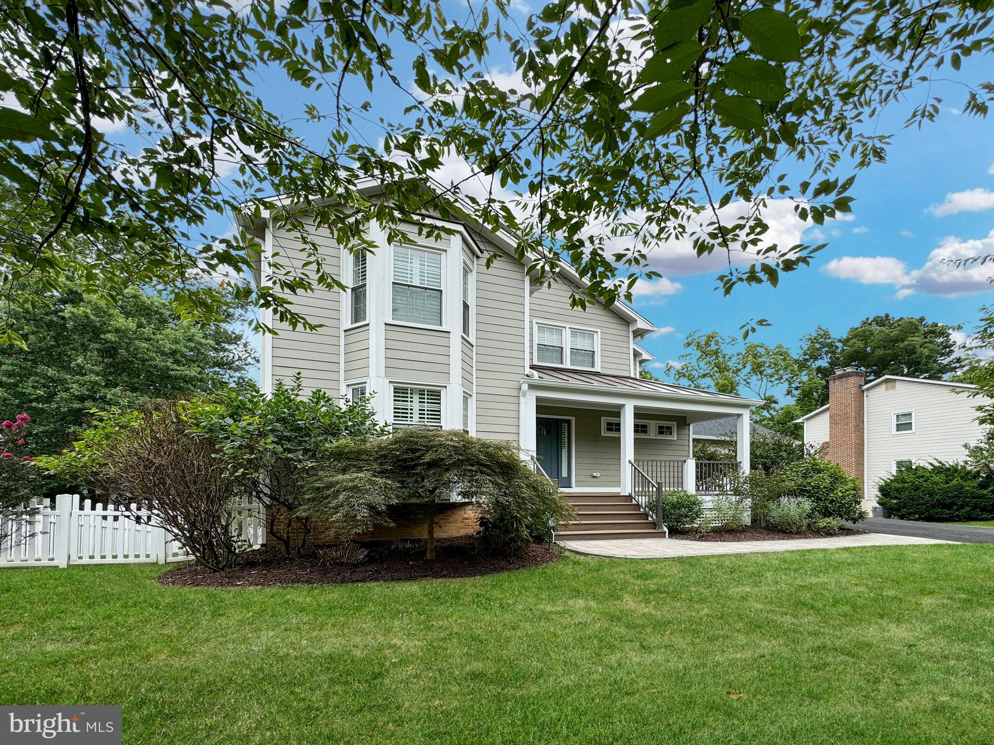 2231 Casemont Dr