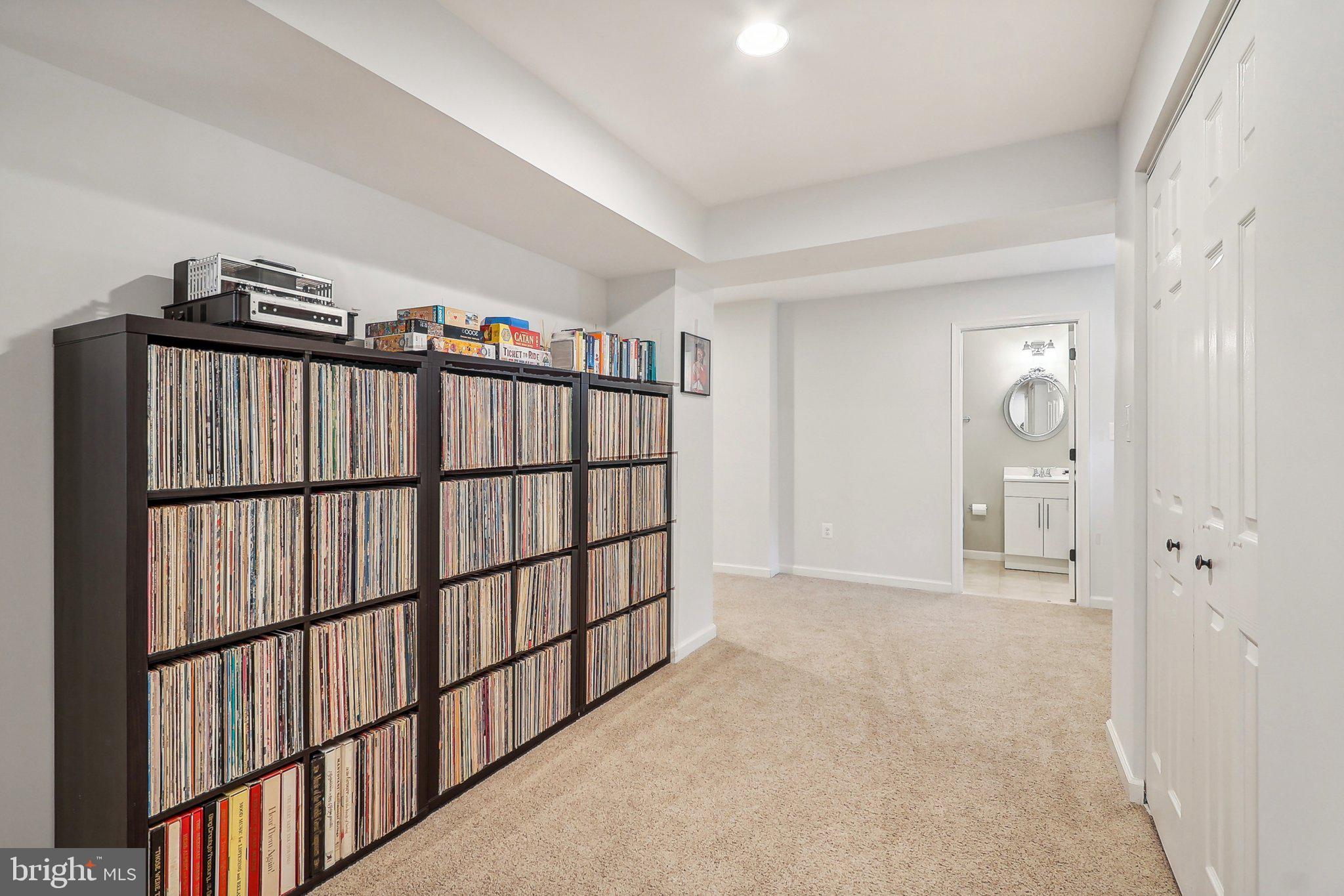 2231 Casemont Dr