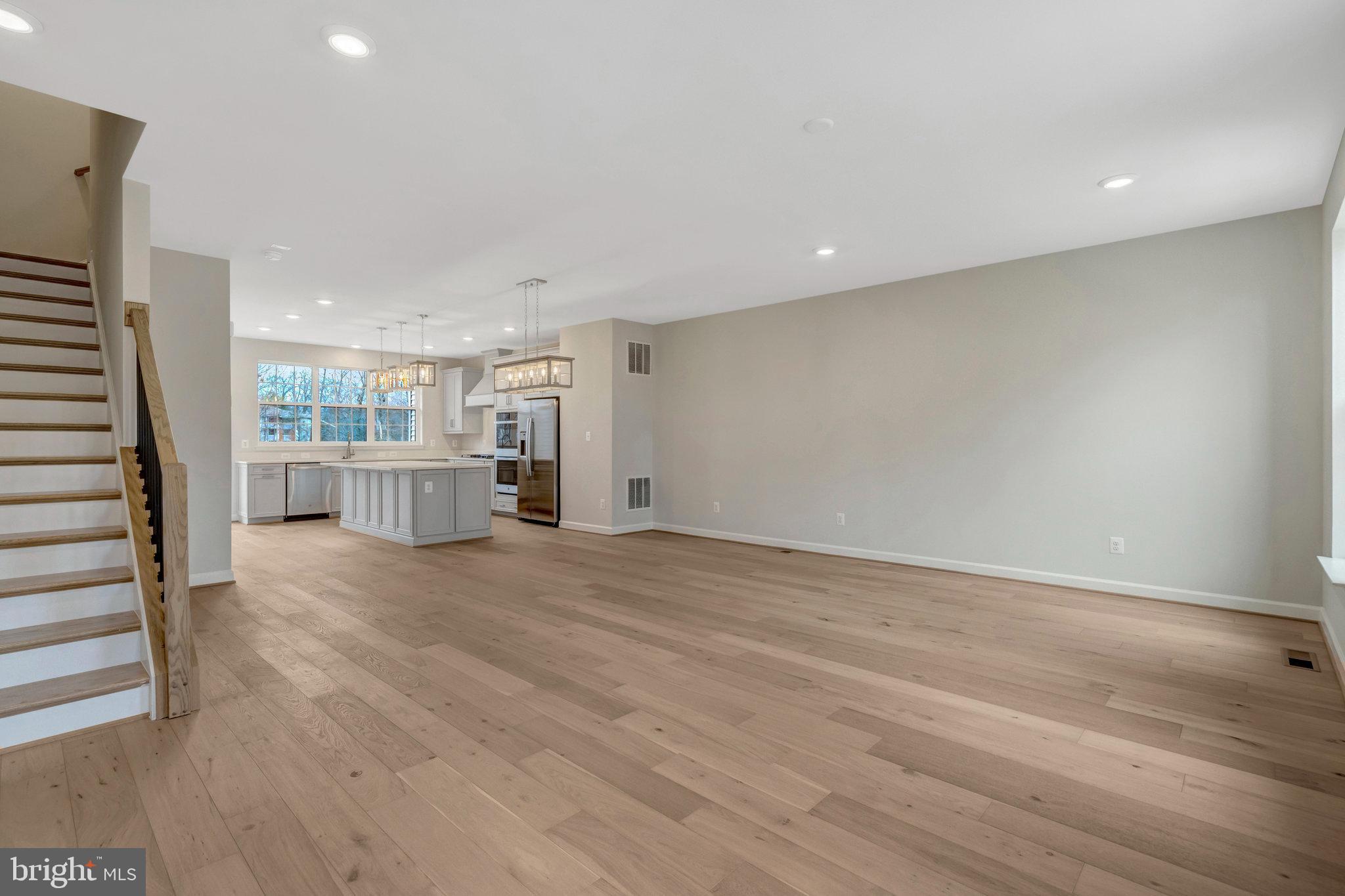 05 Fair Lakes Ct