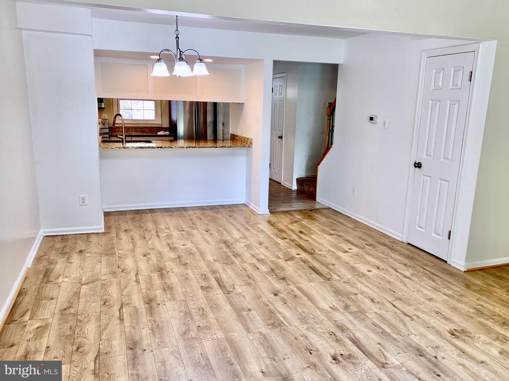 14447 GOLDEN OAK RD
