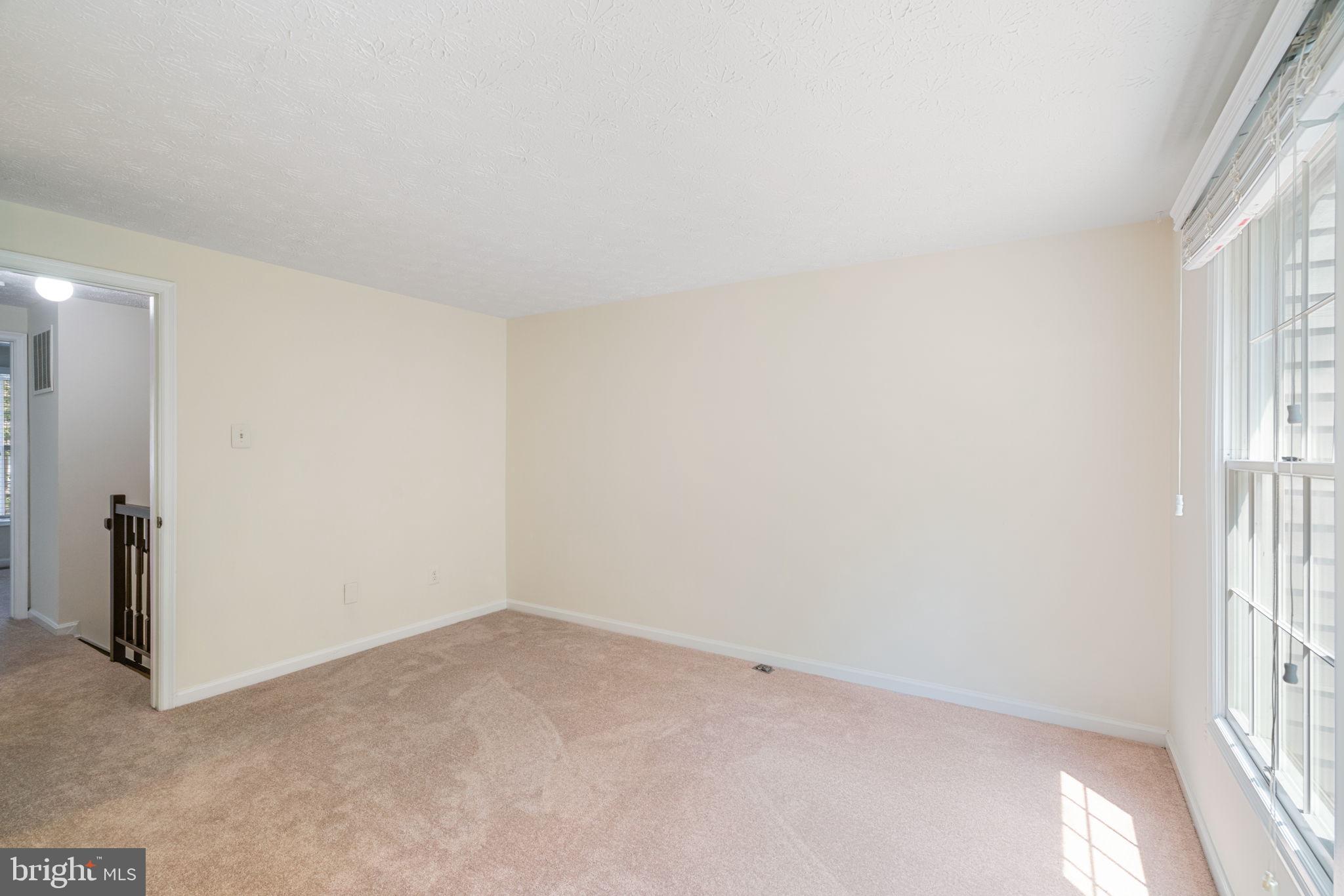 1528 POPLAR GROVE DR