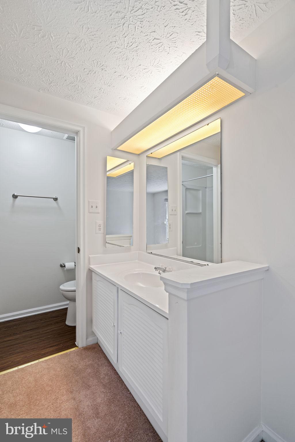 1528 POPLAR GROVE DR