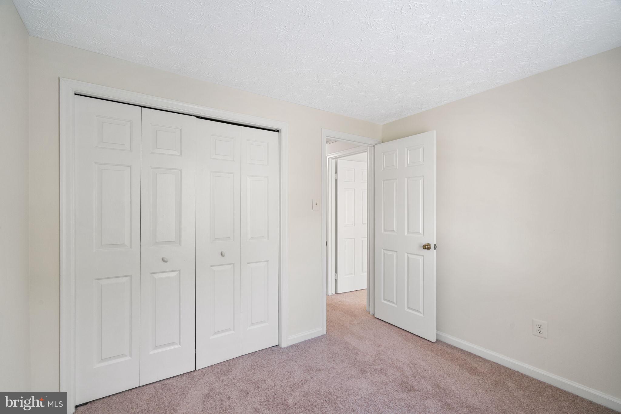 1528 POPLAR GROVE DR