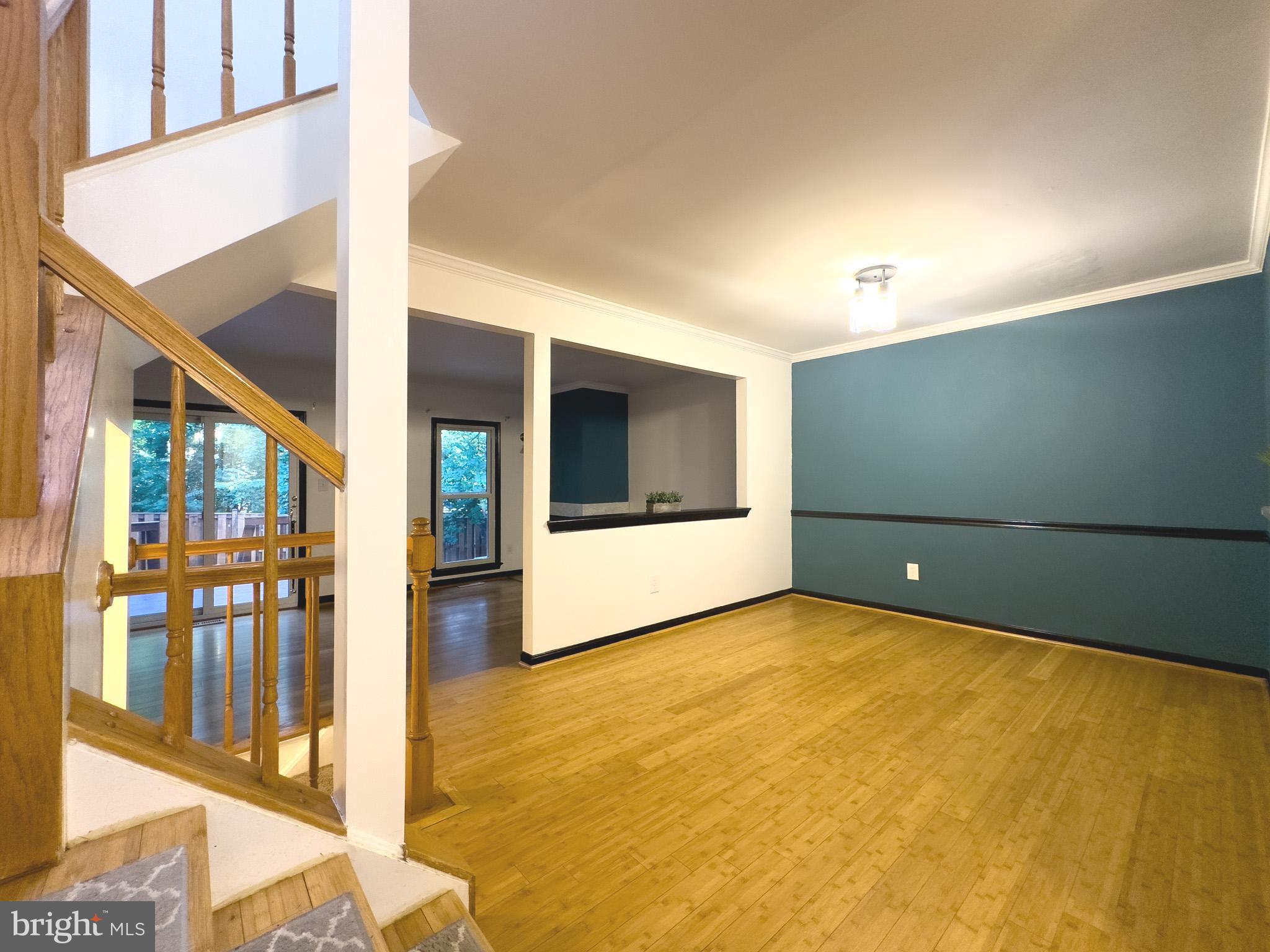 6012 ROCKTON COURT