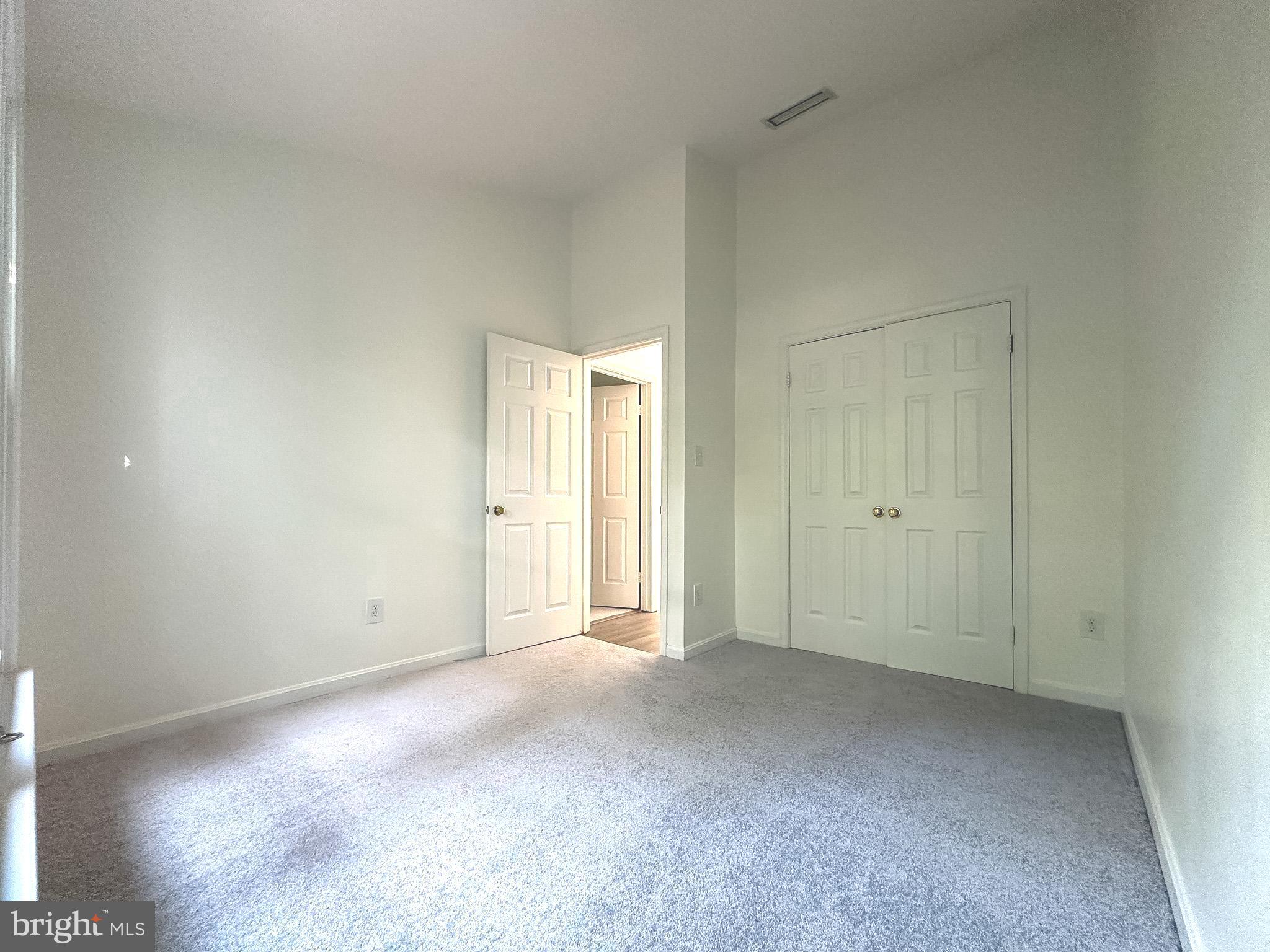 6012 ROCKTON COURT