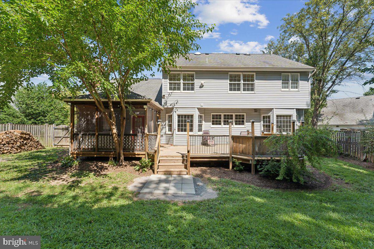 12591 Cross Hollow Ct