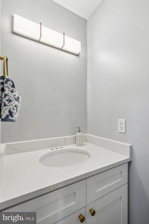13512 Apple Barrel Ct