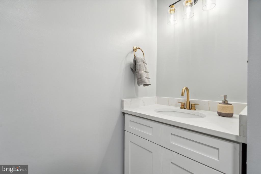 13512 Apple Barrel Ct