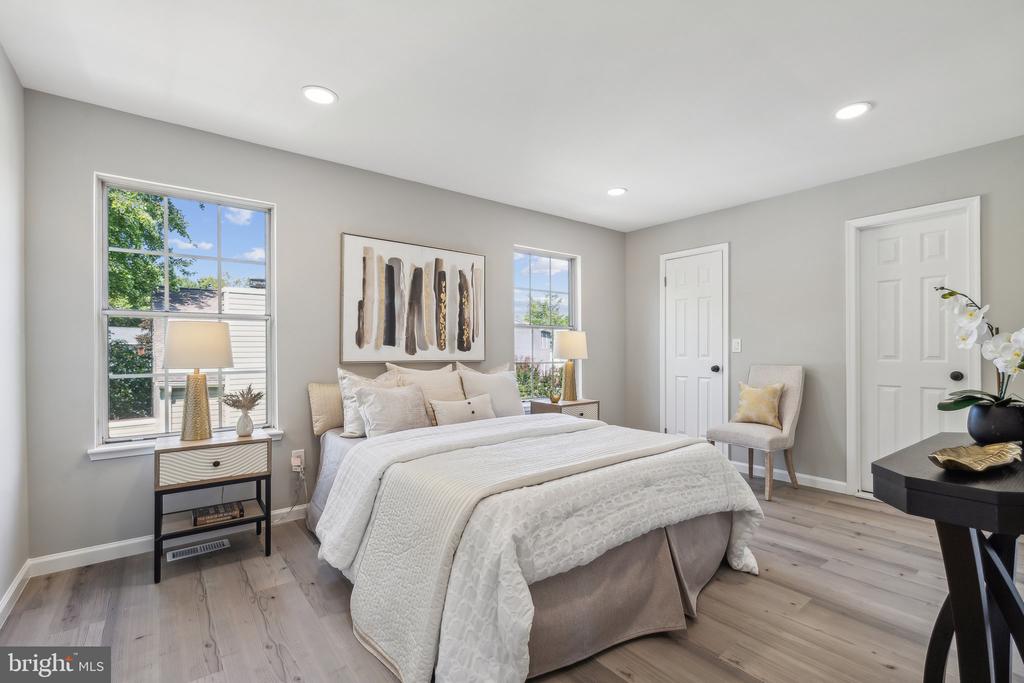 13512 Apple Barrel Ct