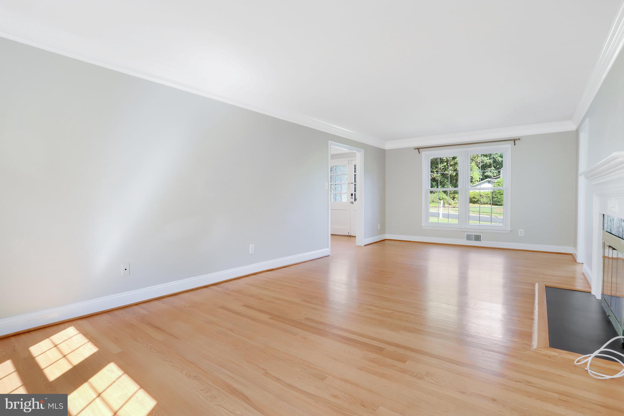 7224 VAN NESS CT