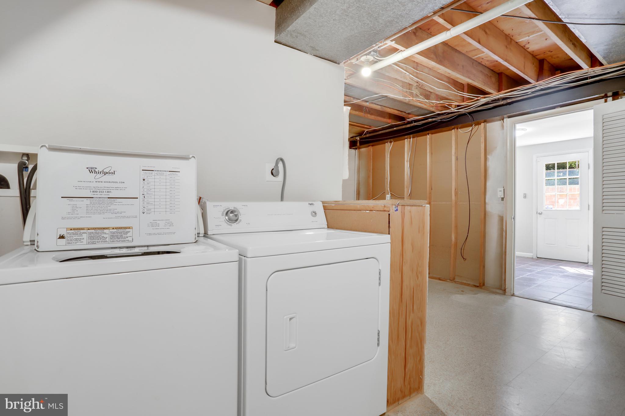 7224 VAN NESS CT